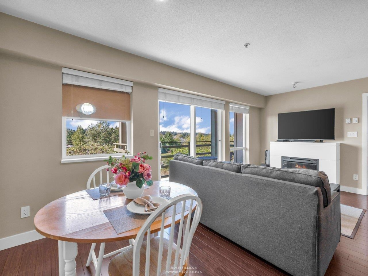 Bedroom 4 Photo of 414 15735 Croydon Drive, Surrey, BC