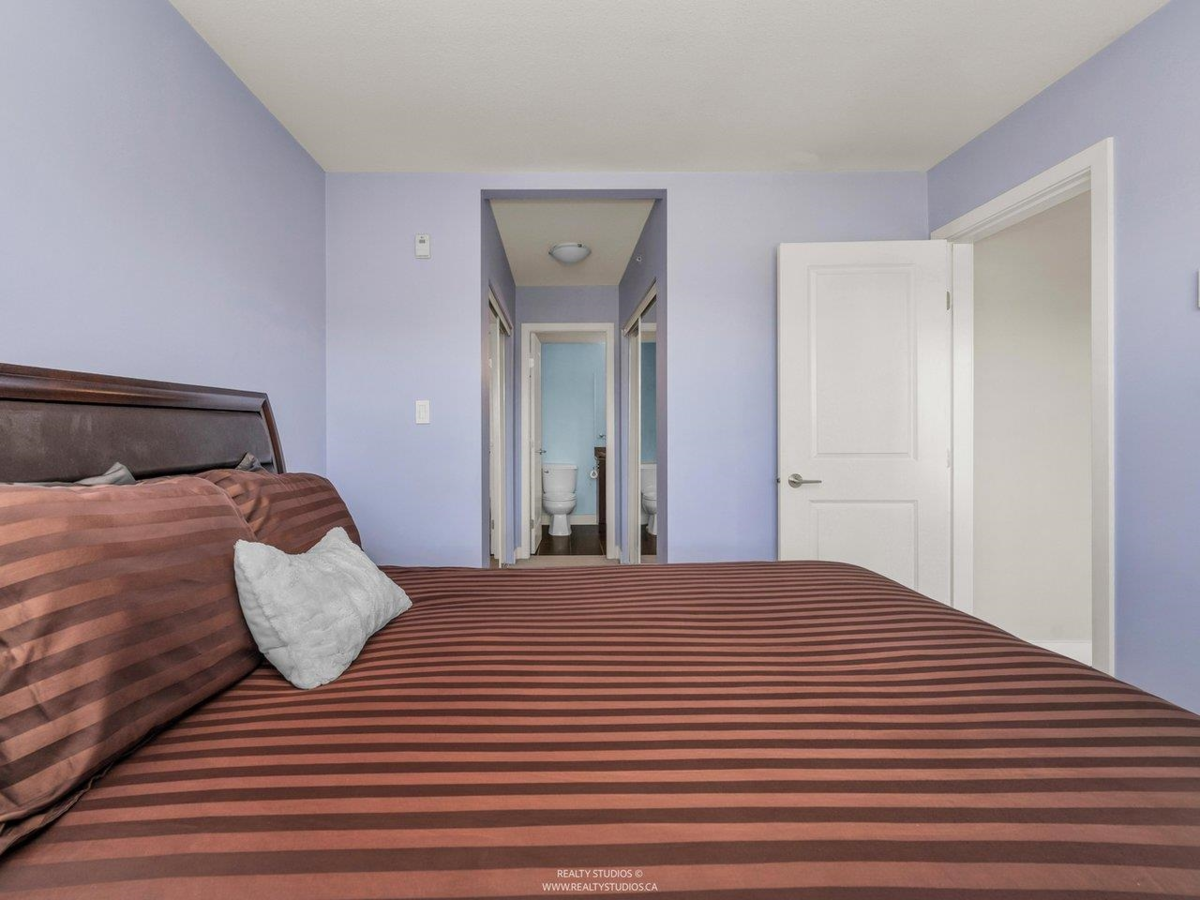 Office / Den Photo of 414 15735 Croydon Drive, Surrey, BC