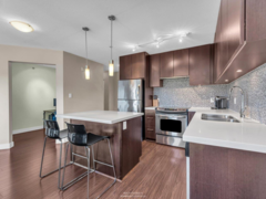 414 15735 Croydon Drive, Surrey, BC