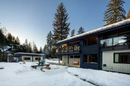 6818 Beaver Lane, Whistler, BC, Whistler — Single Family Residence for sale