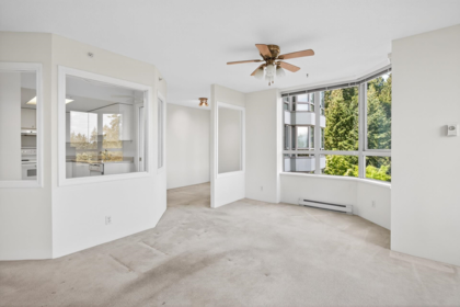 Breakfast Nook Photo of 704 10082 148 Street, Surrey, BC