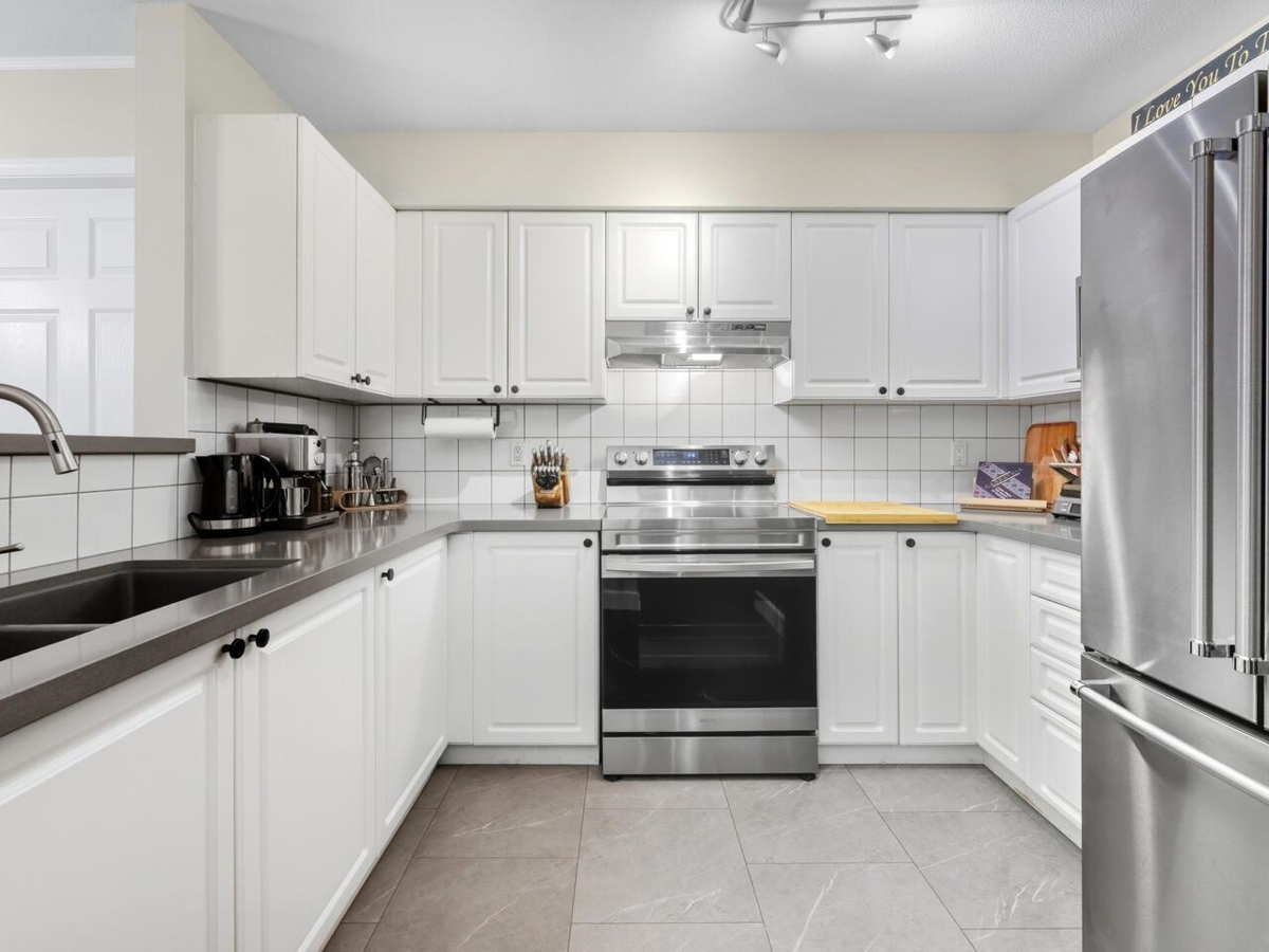Kitchen Photo of 209 3480 Main Street, Vancouver, BC