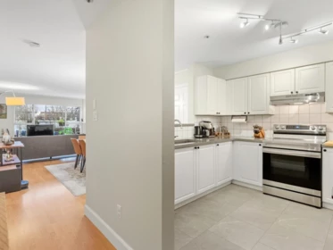 209 3480 Main Street, Vancouver, BC, Vancouver — Apartment/Condo for sale