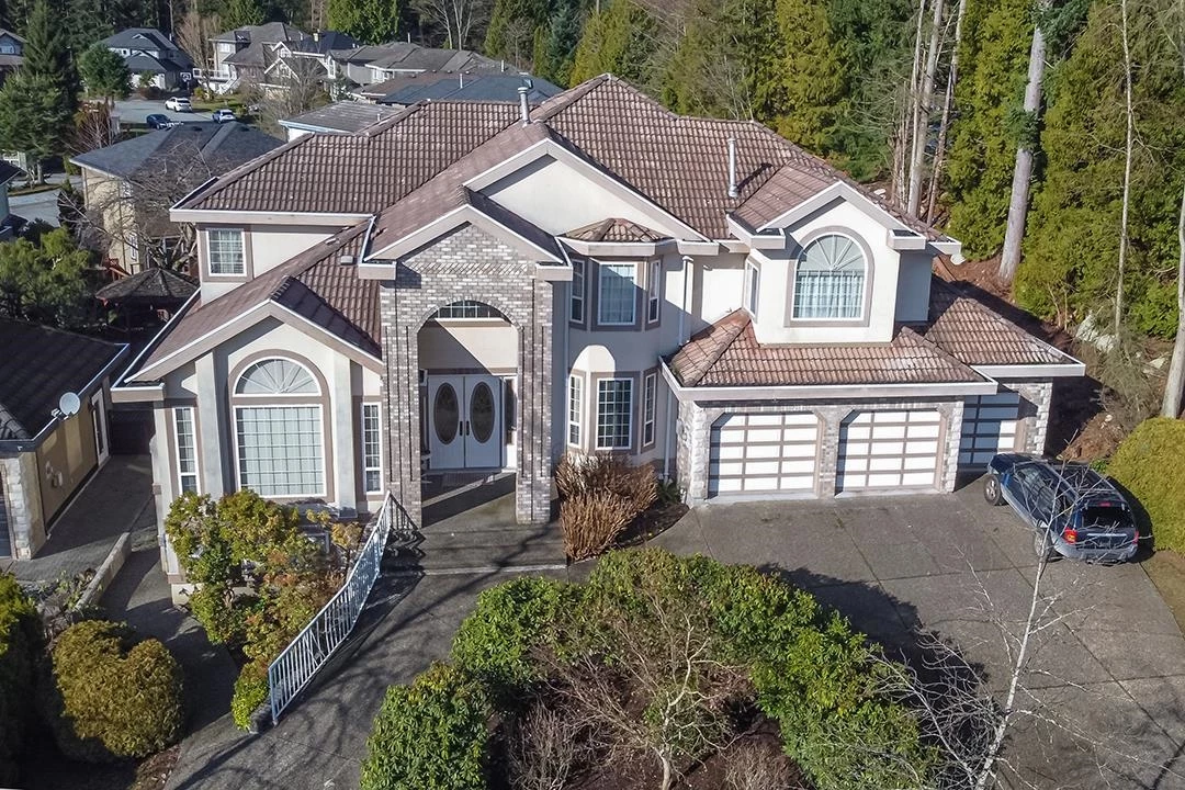 Hot Tub / Spa Photo of 1620 Parkway Boulevard, Coquitlam, BC