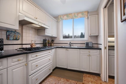 Pantry Photo of 1620 Parkway Boulevard, Coquitlam, BC