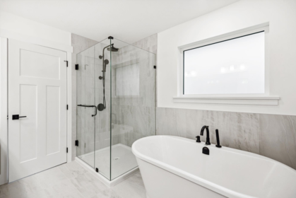 Primary Bathroom Photo of 27749 Track Place, Abbotsford, BC