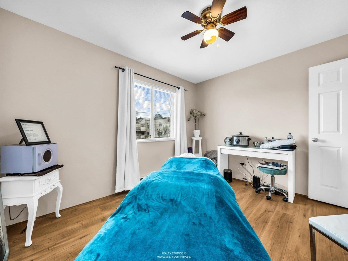 Outdoor Deck Photo of 1 12188 Harris Road, Pitt Meadows, BC