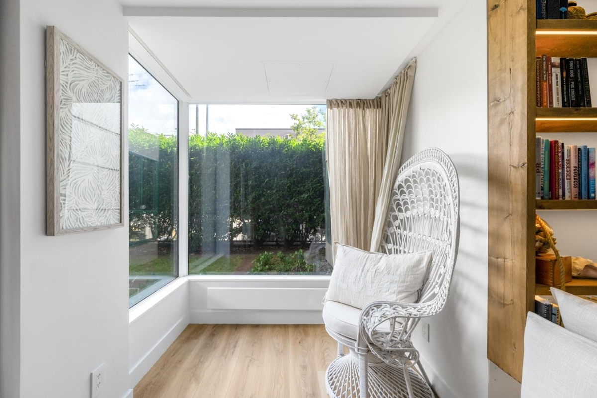 Bedroom 2 Photo of 102 410 Carnarvon Street, New Westminster, BC