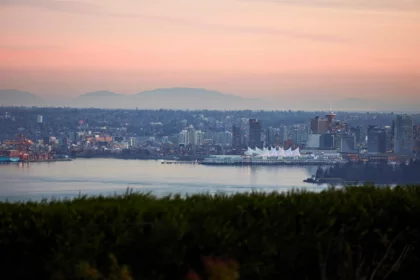 875 Eyremount Drive, West Vancouver, BC, British Properties — 4 bed single family residence for sale