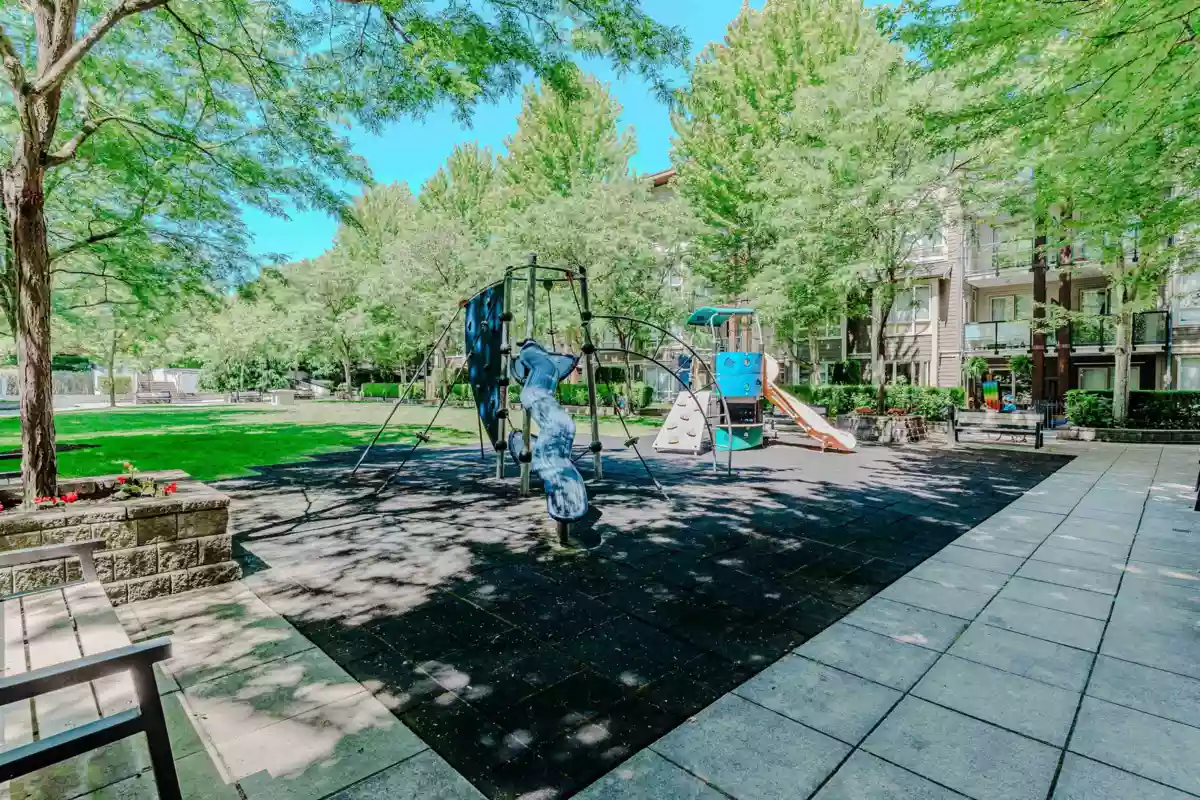 Garage Interior Photo of 416 15988 26 Avenue, Surrey, BC