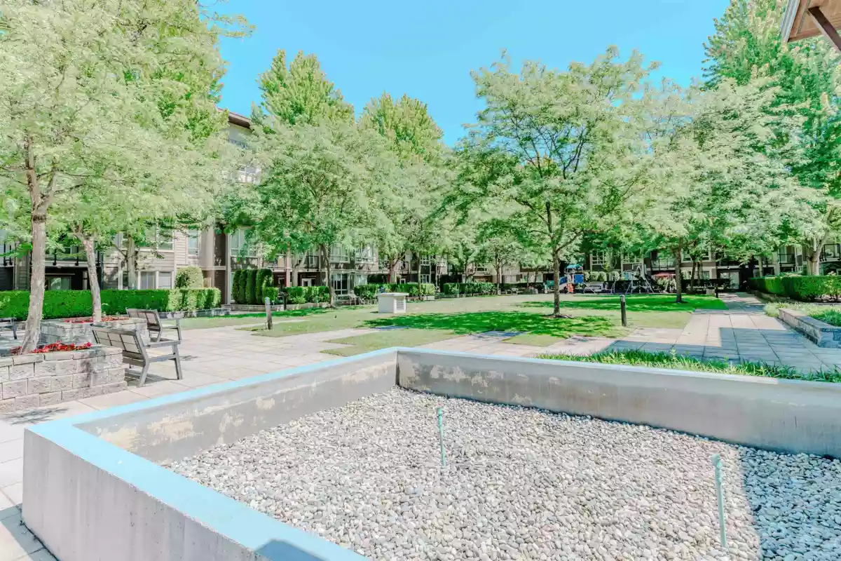 Guest Bathroom Photo of 416 15988 26 Avenue, Surrey, BC