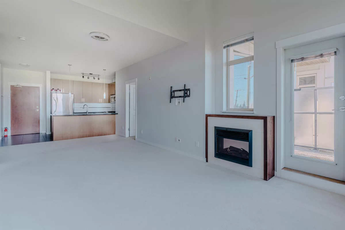 Kitchen Island Photo of 416 15988 26 Avenue, Surrey, BC