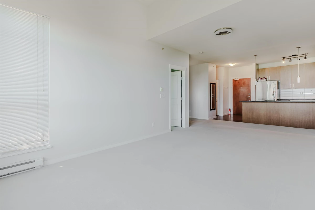 Kitchen Photo of 416 15988 26 Avenue, Surrey, BC