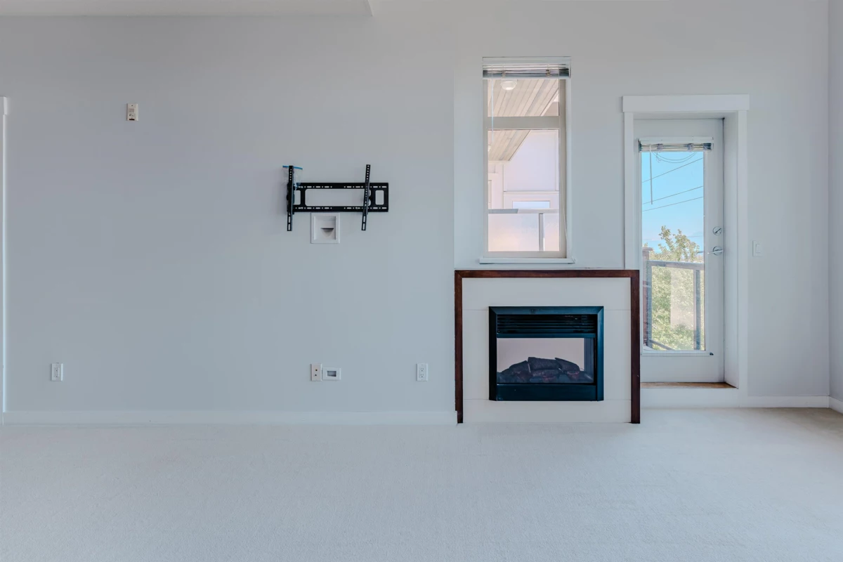 Pantry Photo of 416 15988 26 Avenue, Surrey, BC