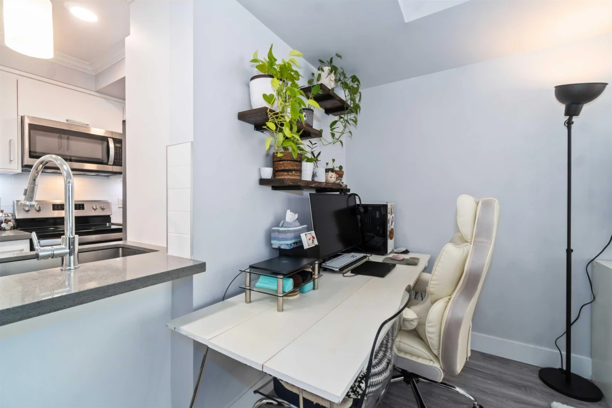 Breakfast Nook Photo of 104 2229 Atkins Avenue, Port Coquitlam, BC