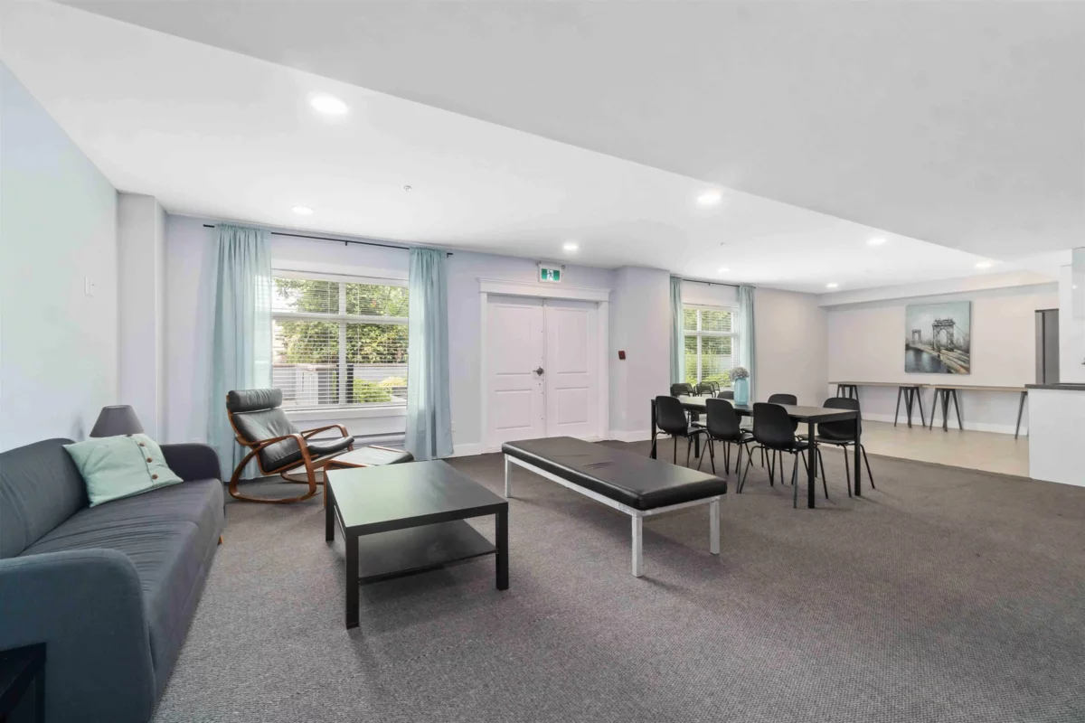 Entry Foyer Photo of 104 2229 Atkins Avenue, Port Coquitlam, BC