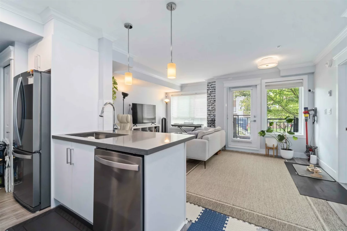 Family Room Photo of 104 2229 Atkins Avenue, Port Coquitlam, BC