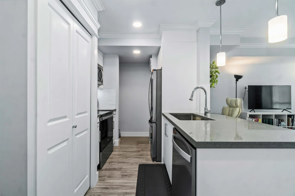 Primary Bathroom Photo of 104 2229 Atkins Avenue, Port Coquitlam, BC