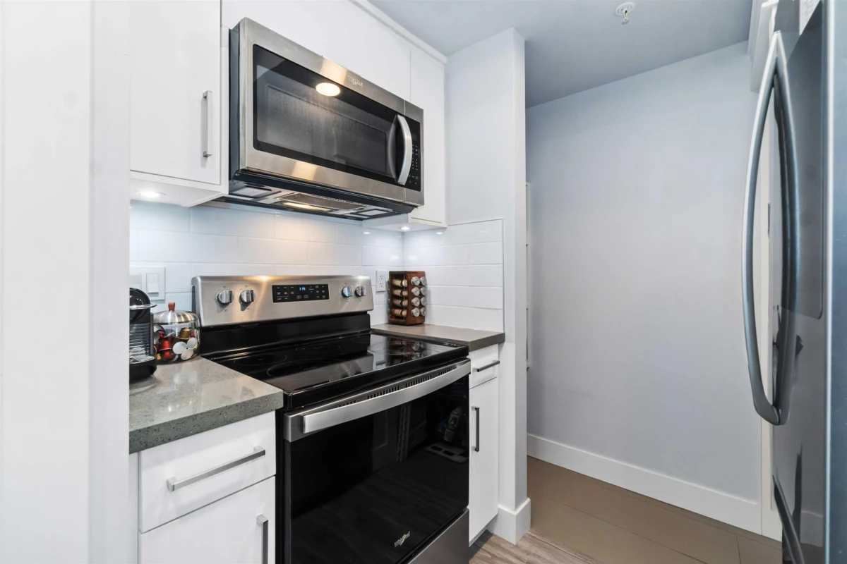 Walk-In Closet Photo of 104 2229 Atkins Avenue, Port Coquitlam, BC