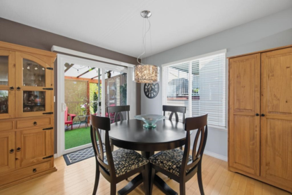 Breakfast Nook Photo of 3751 Sheridan Place, Abbotsford, BC