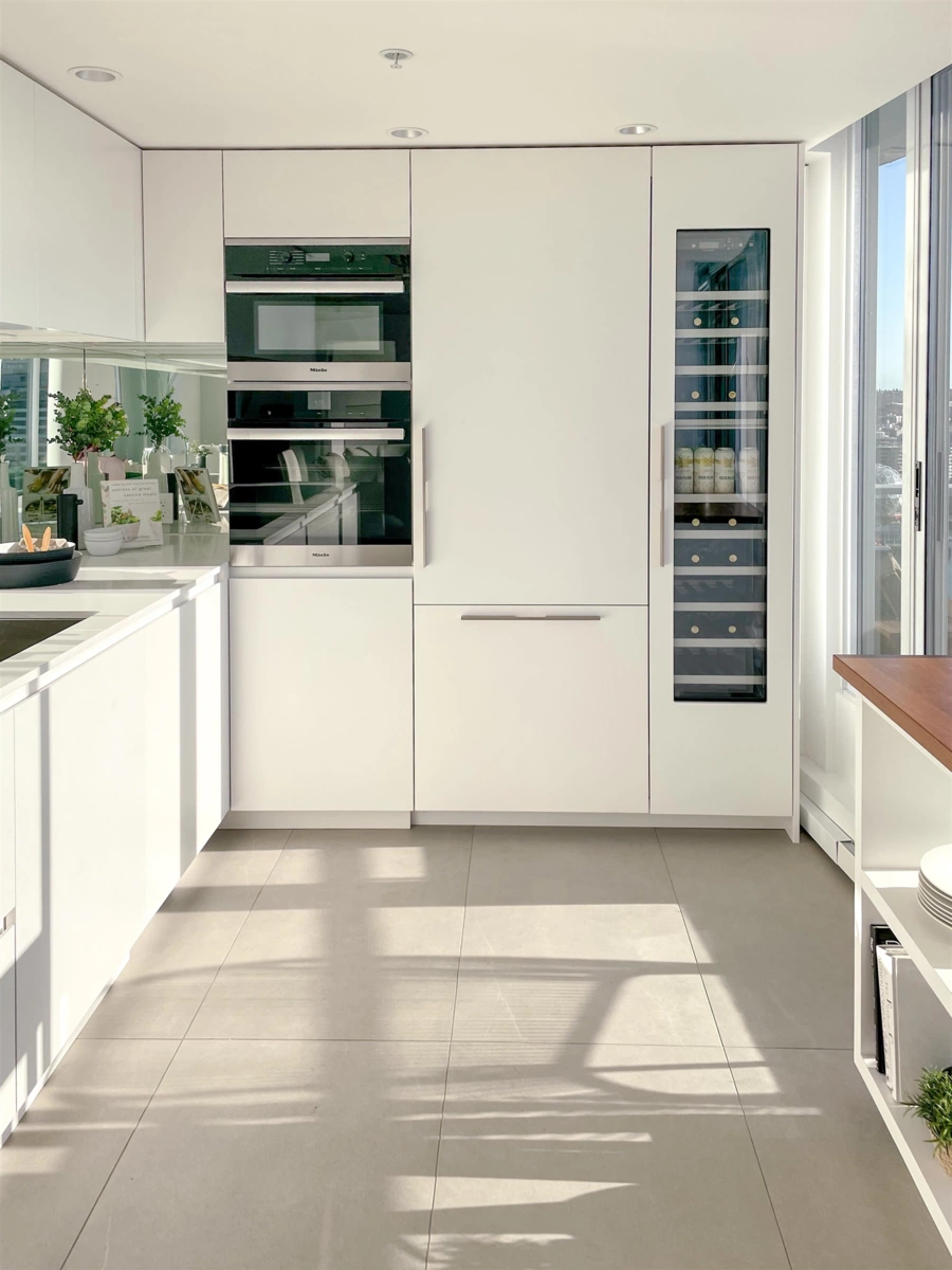 Primary Bathroom Photo of 3703 689 Abbott Street, Vancouver, BC