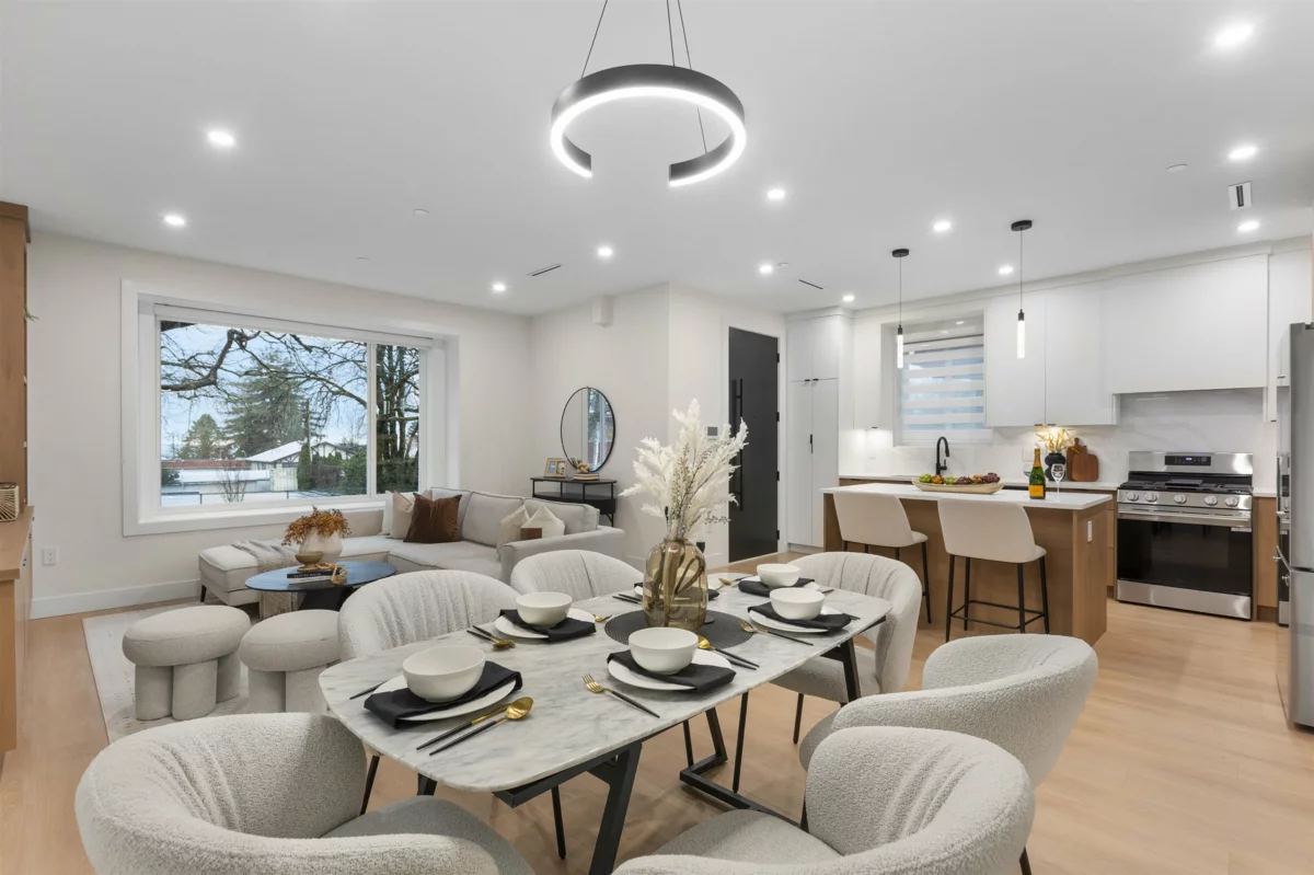 Primary Bathroom Photo of 2 435 E 47th Avenue, Vancouver, BC