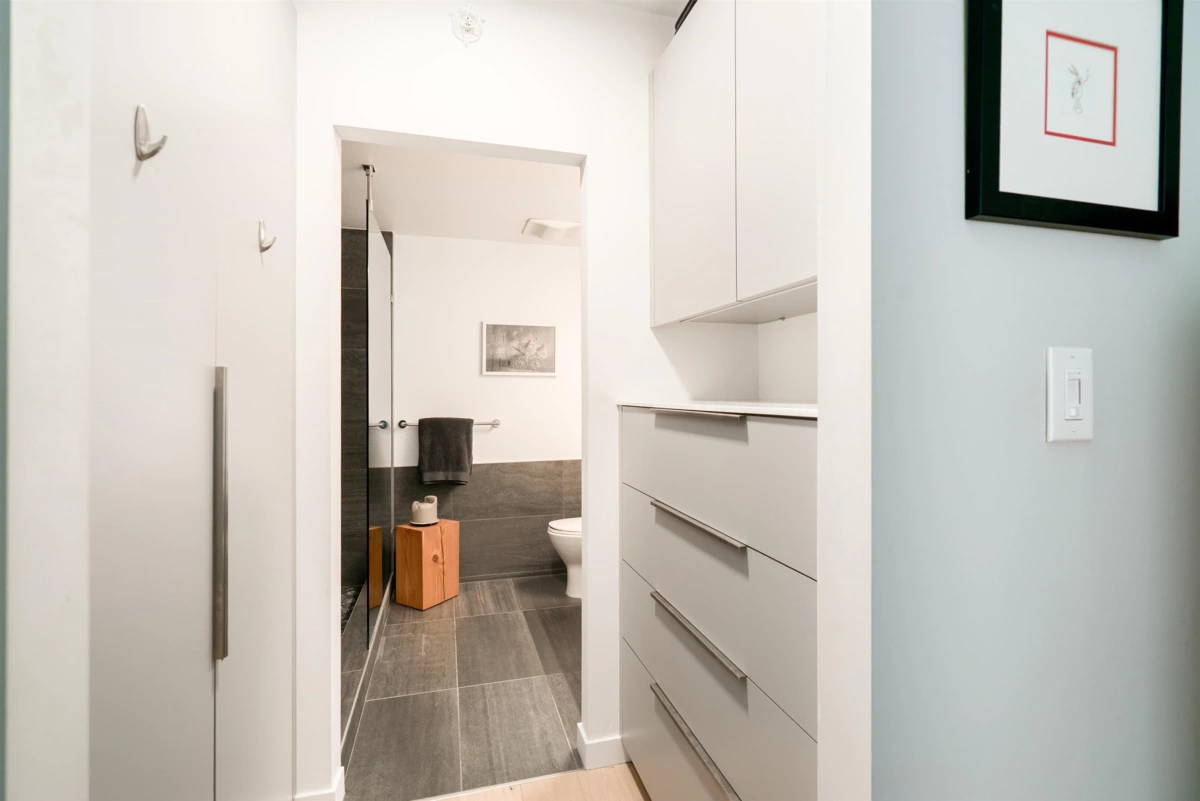 Basement Recreation Room Photo of 314 221 Union Street, Vancouver, BC