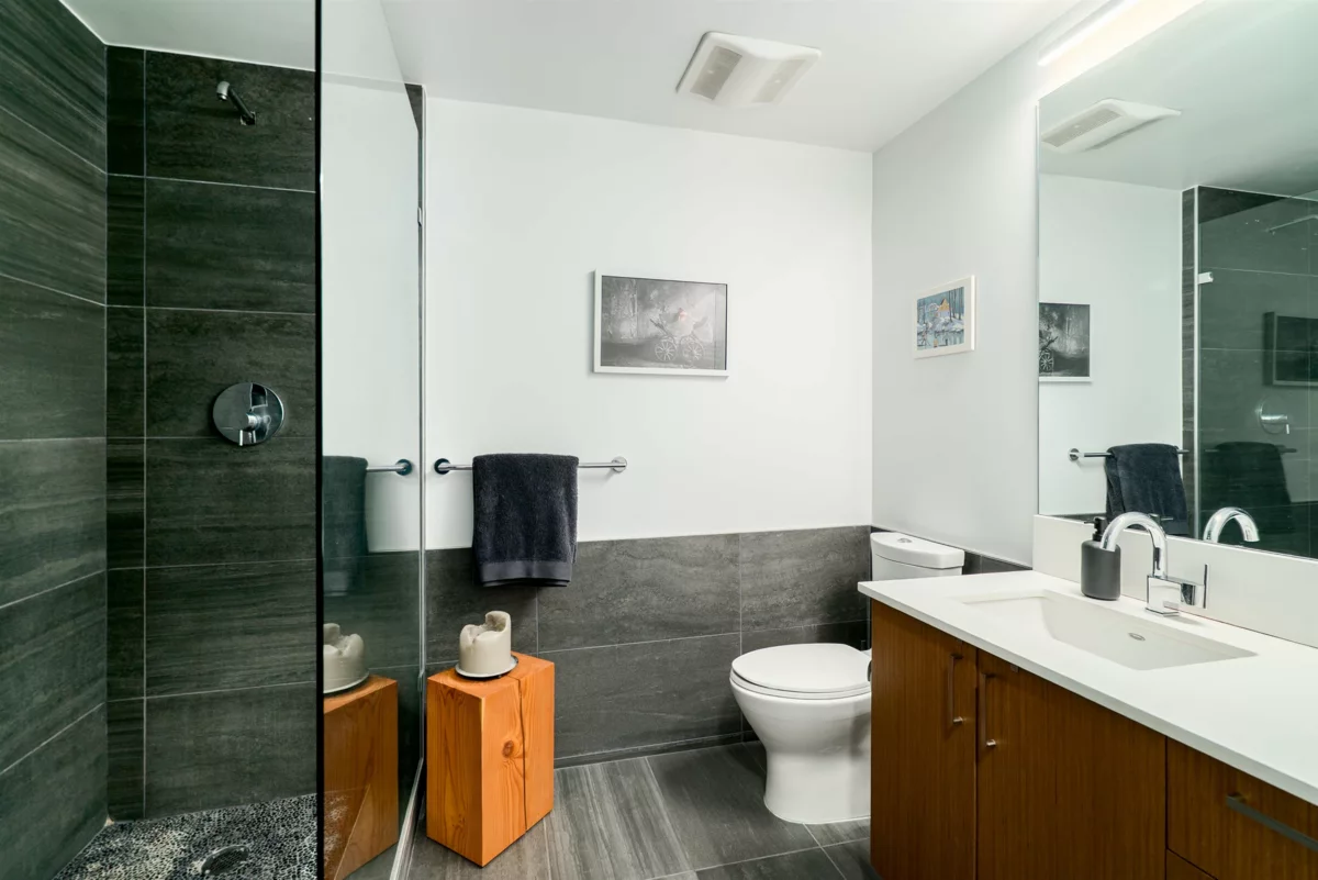 Laundry Room Photo of 314 221 Union Street, Vancouver, BC