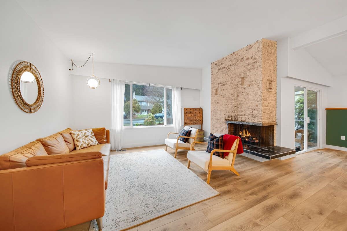 Living Room Photo of 2280 King Albert Avenue, Coquitlam, BC