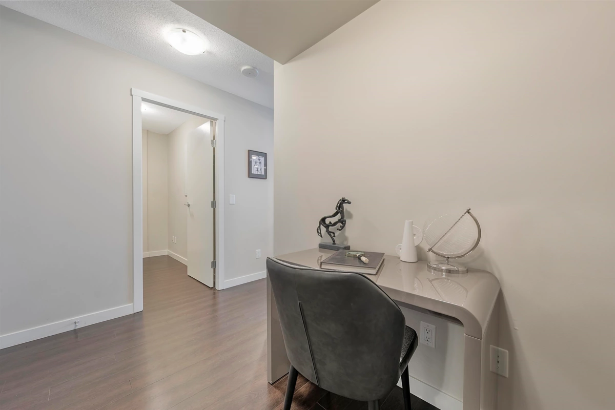 Garage Interior Photo of 507 445 W 2nd Avenue, Vancouver, BC