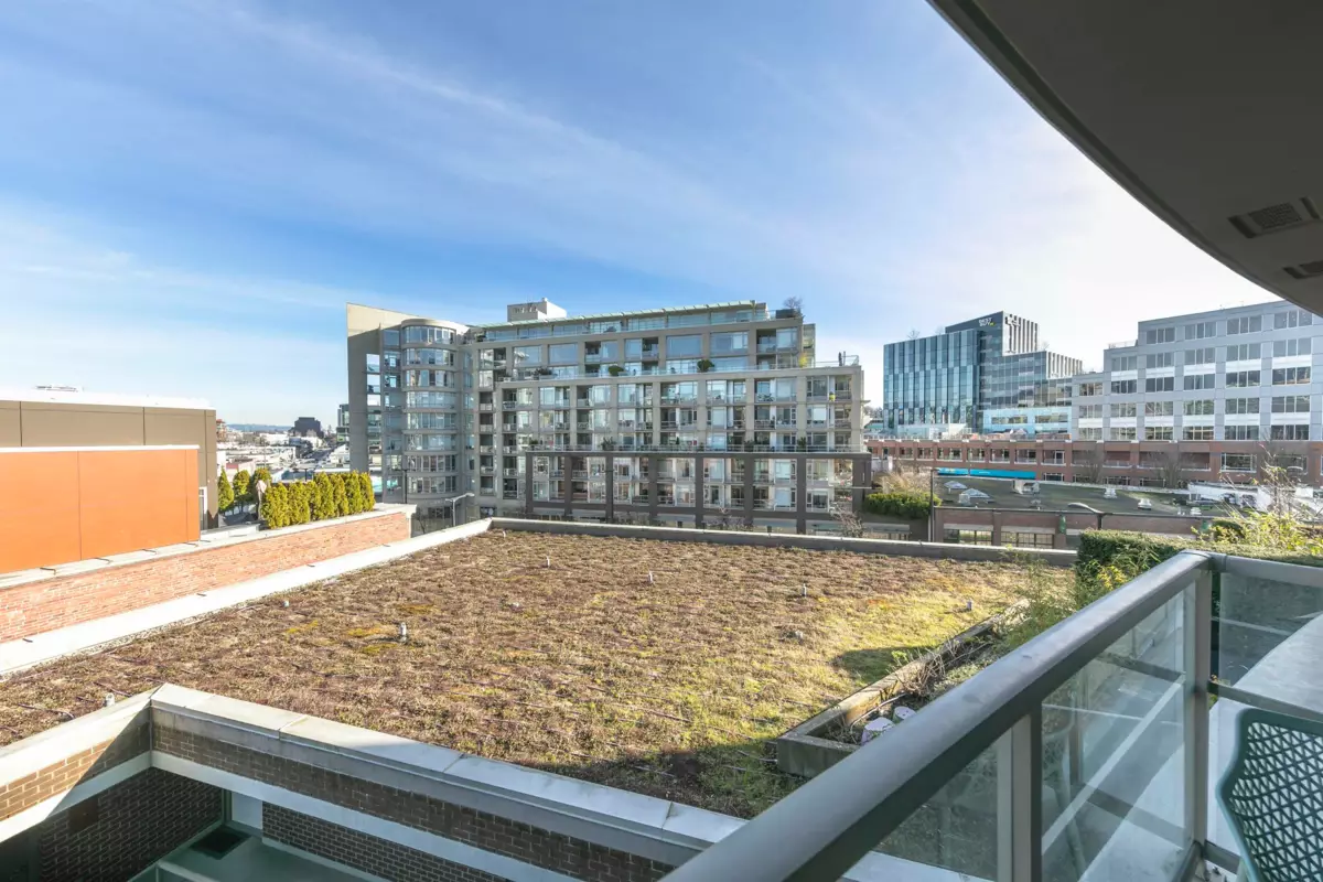 Guest Bathroom Photo of 507 445 W 2nd Avenue, Vancouver, BC