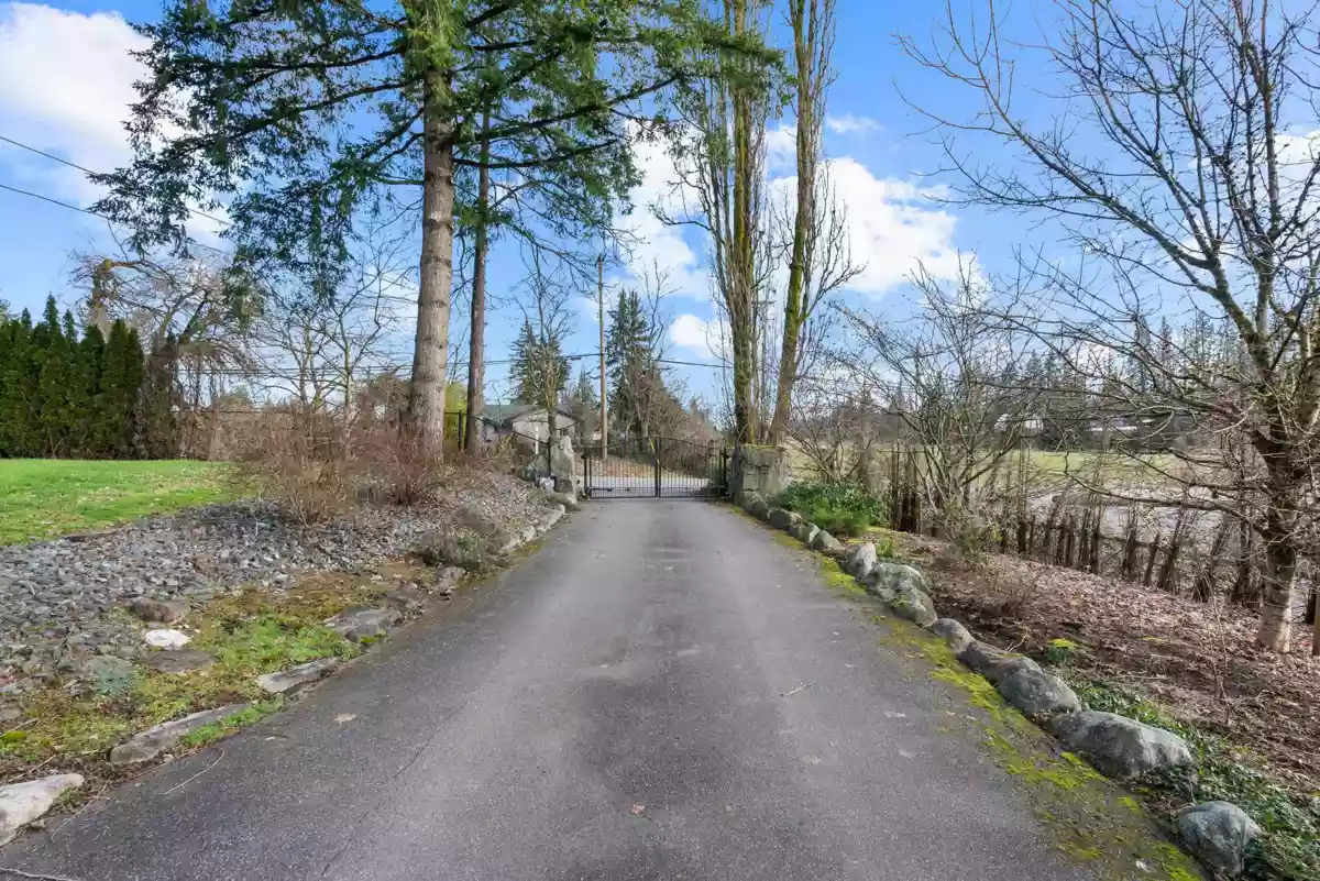 Family Room Photo of 9729 216 Street, Langley, BC