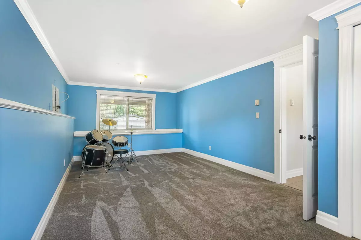 Hot Tub / Spa Photo of 9729 216 Street, Langley, BC