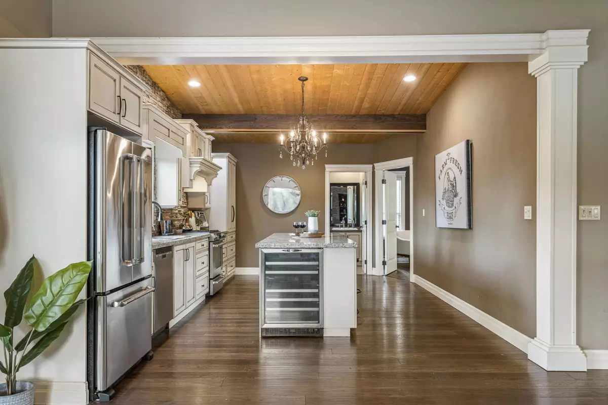 Powder Room Photo of 9729 216 Street, Langley, BC