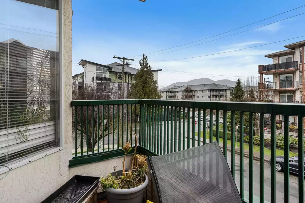 Basement Recreation Room Photo of 202 45604 Brett Avenue, Chilliwack, BC
