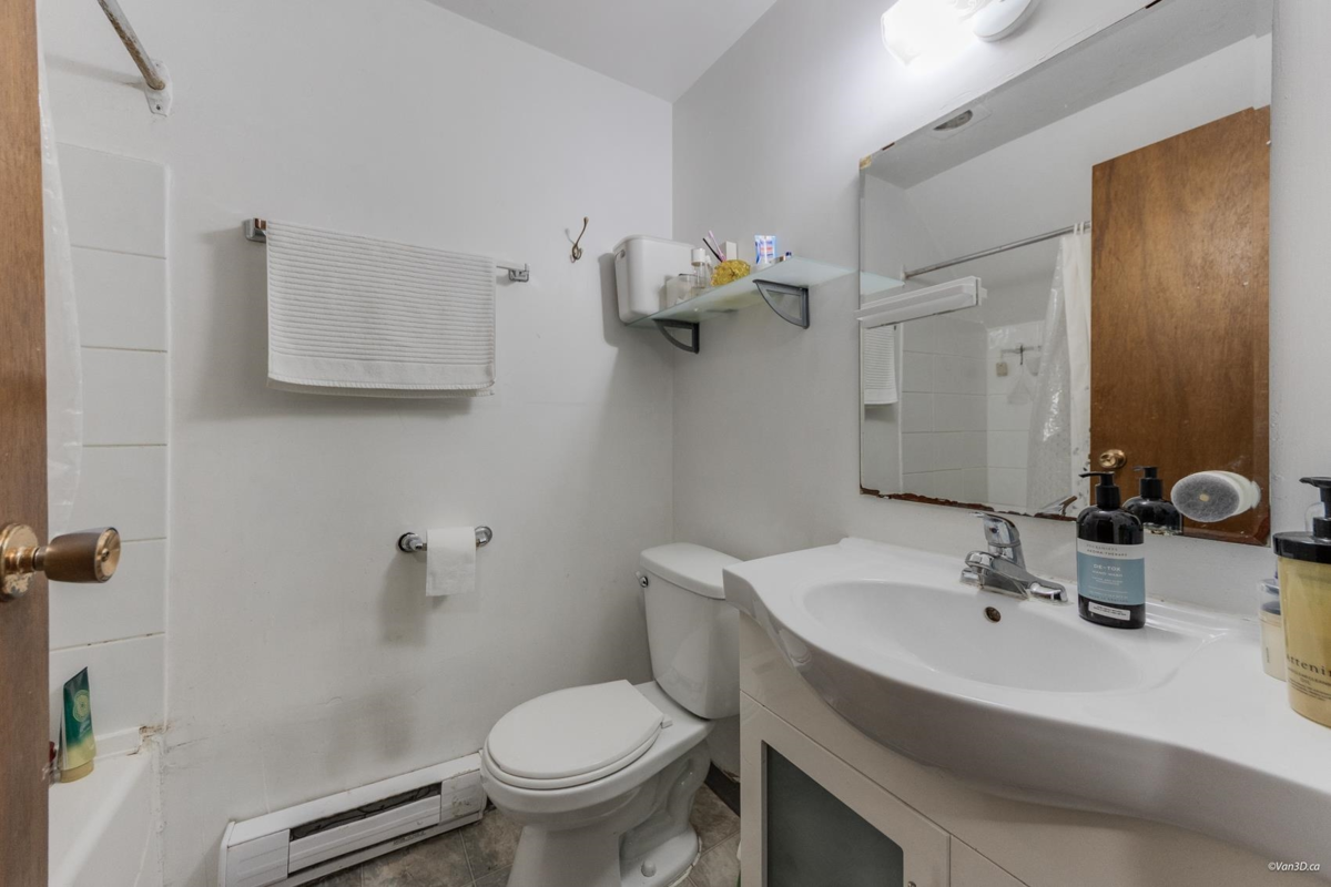 Garden / Landscaping Photo of 308 E King Edward Avenue, Vancouver, BC