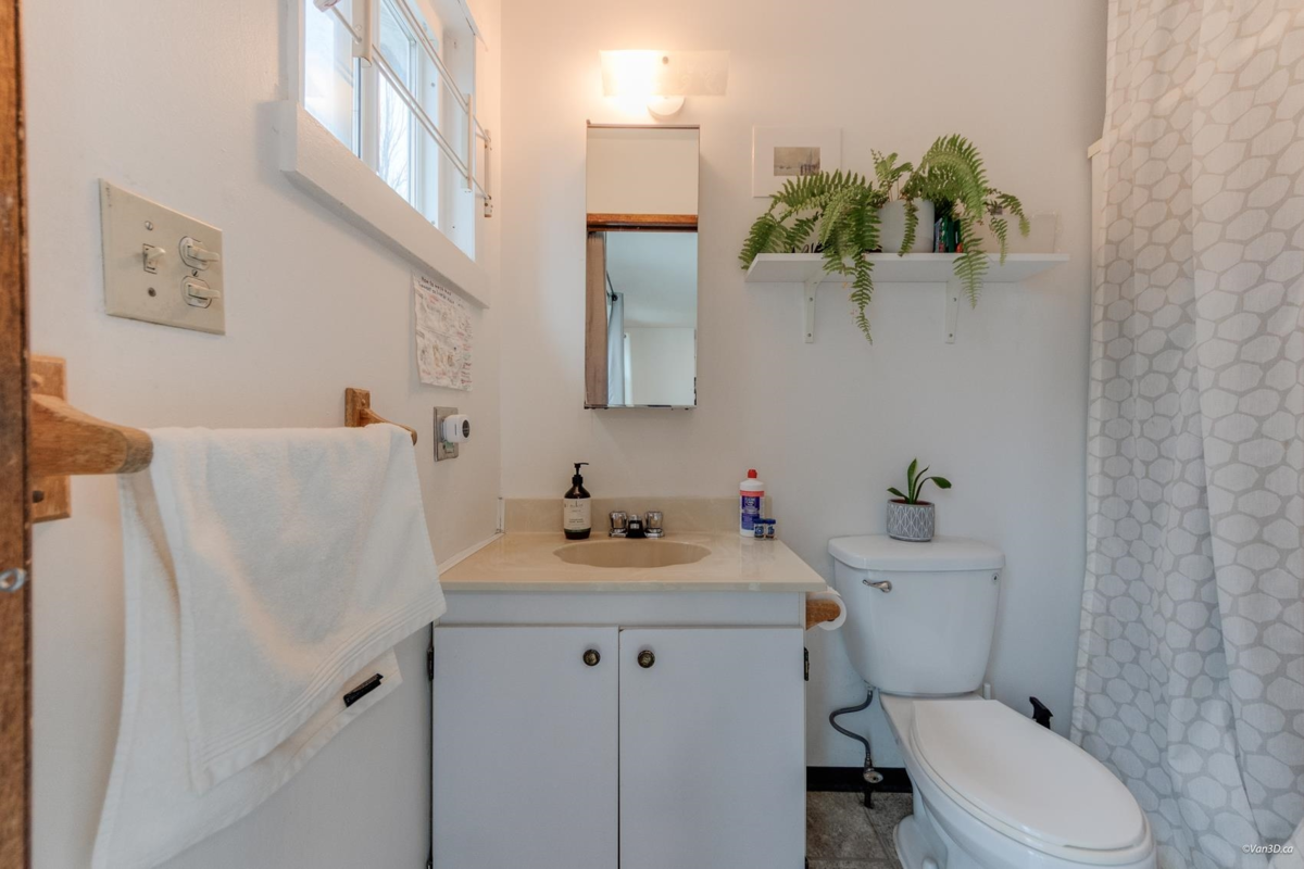 Outdoor Deck Photo of 308 E King Edward Avenue, Vancouver, BC