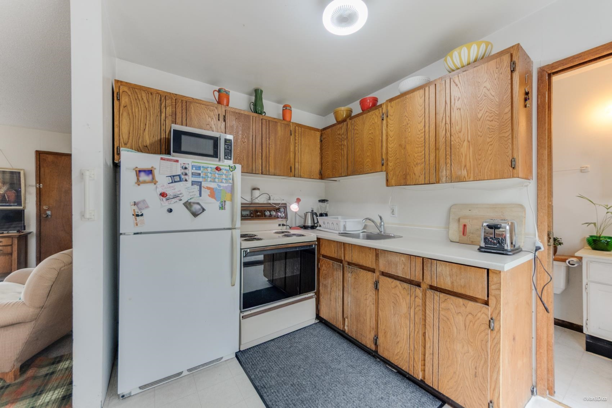 Pantry Photo of 308 E King Edward Avenue, Vancouver, BC
