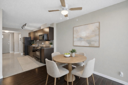 Kitchen Photo of 2408 13618 100 Avenue, Surrey, BC