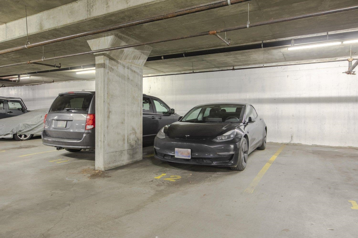 Loft / Bonus Room Photo of 1003 838 Agnes Street, New Westminster, BC