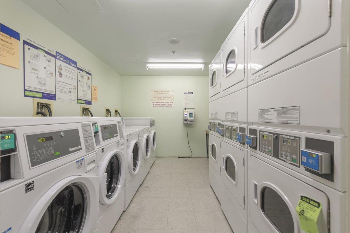 Office / Den Photo of 1003 838 Agnes Street, New Westminster, BC