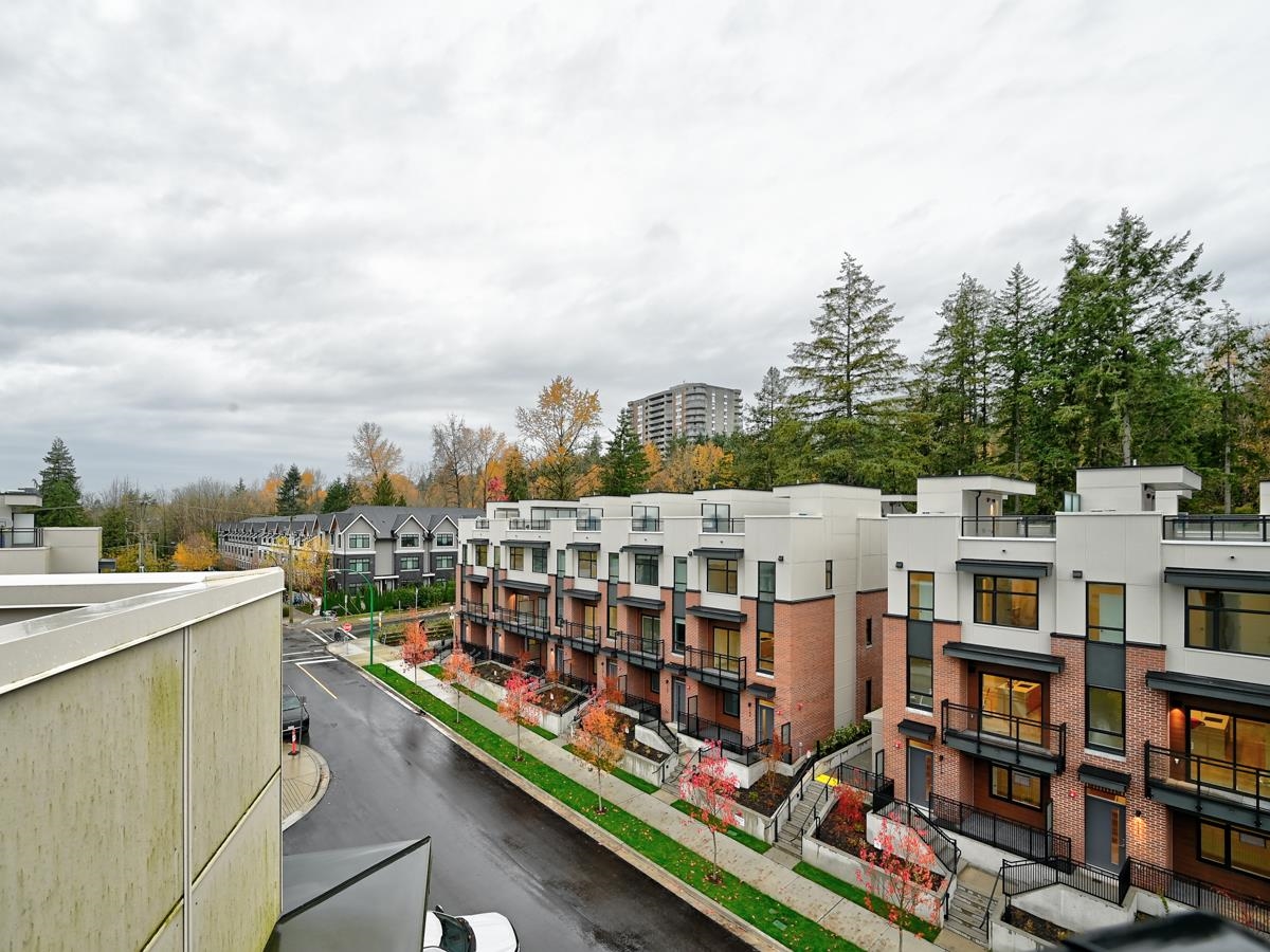 Mudroom Photo of 120 2035 Glenaire Drive, North Vancouver, BC