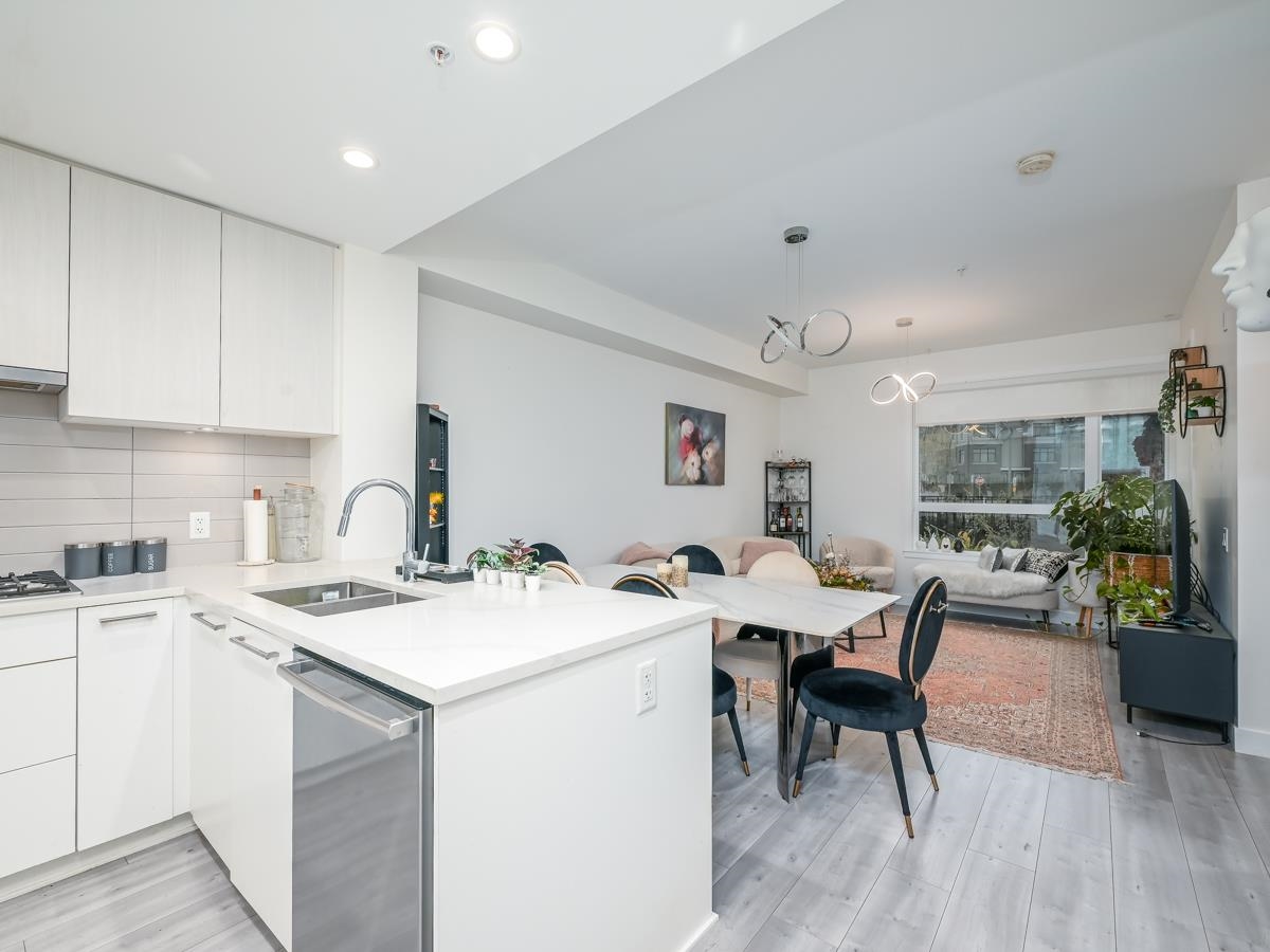 Primary Bedroom Photo of 120 2035 Glenaire Drive, North Vancouver, BC