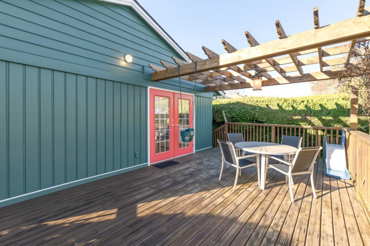 Front Yard Photo of 11771 Trumpeter Drive, Richmond, BC