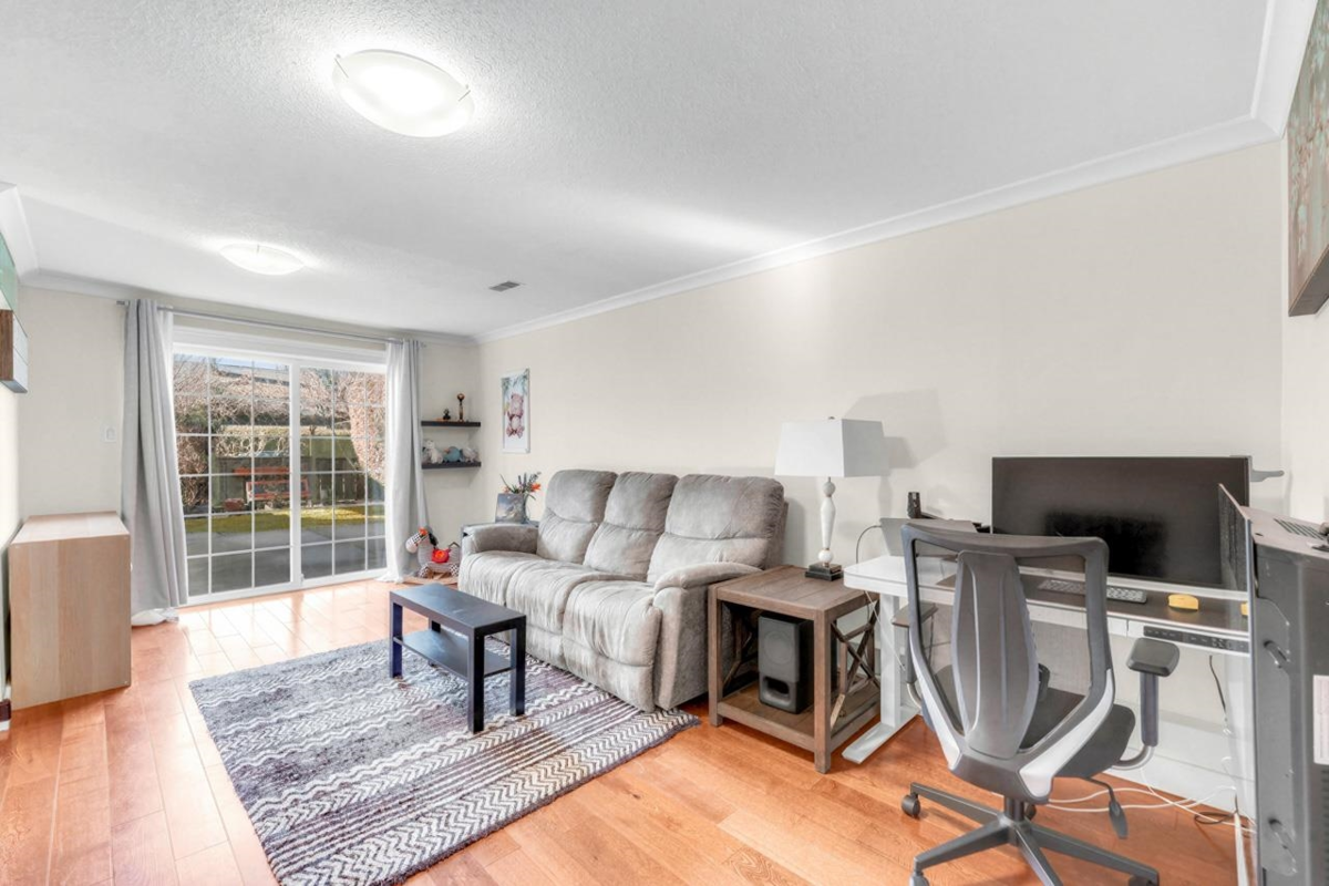 Guest Bathroom Photo of 11771 Trumpeter Drive, Richmond, BC