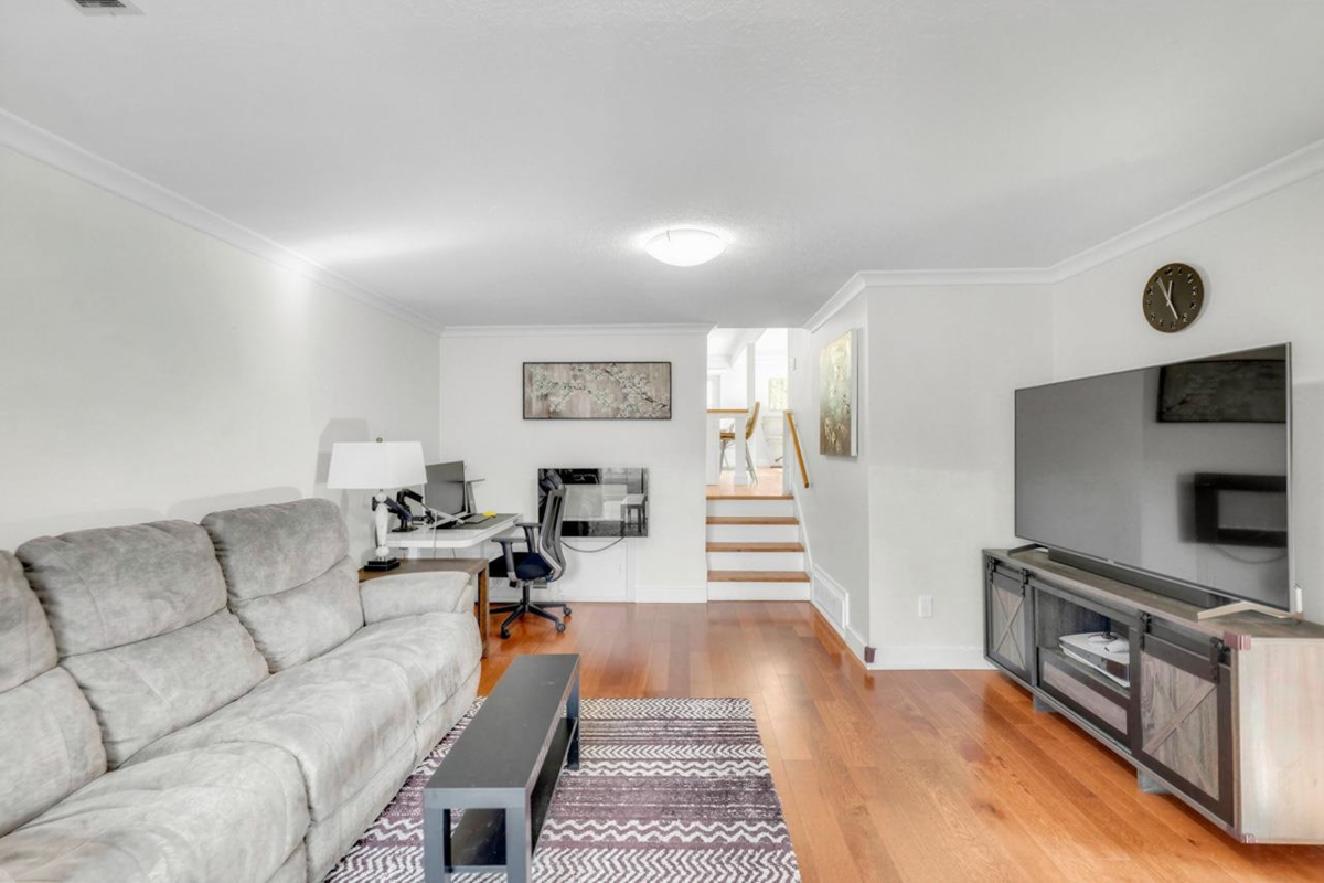 Powder Room Photo of 11771 Trumpeter Drive, Richmond, BC