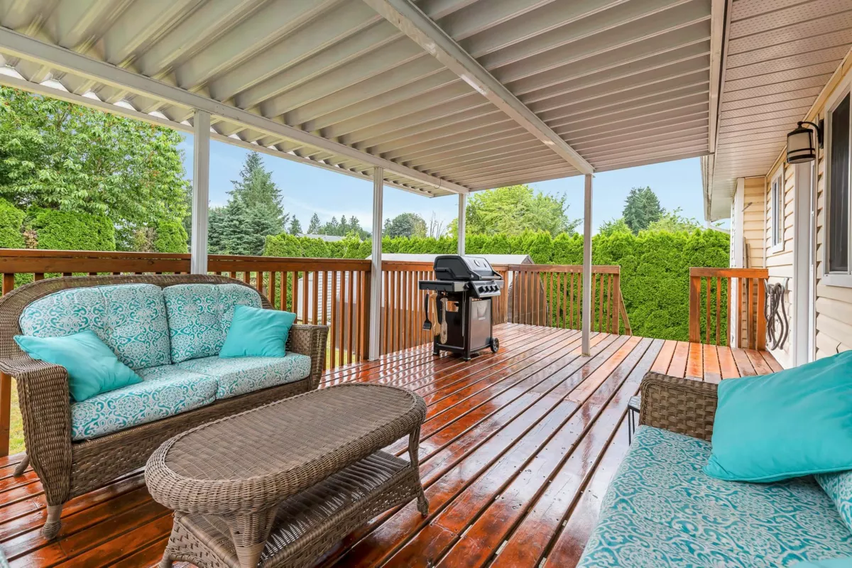 Outdoor Deck Photo of 32456 14th Avenue, Mission, BC
