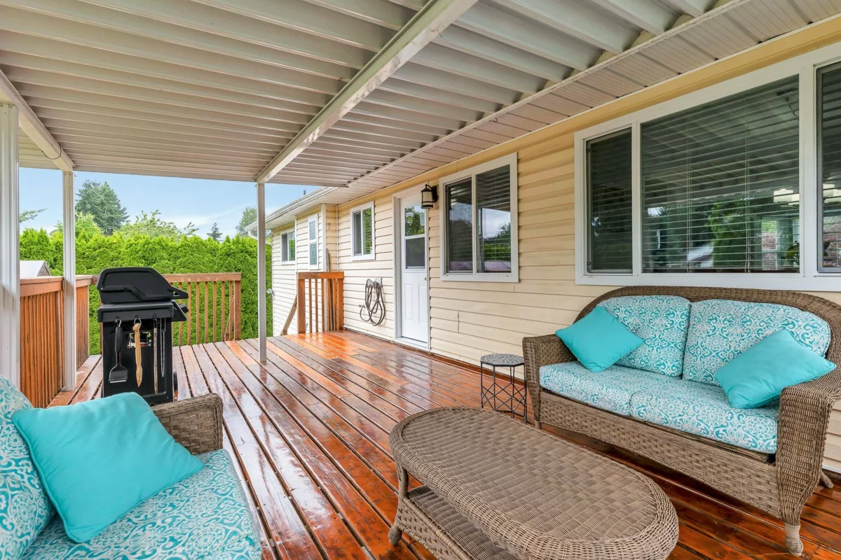 Outdoor Patio Photo of 32456 14th Avenue, Mission, BC