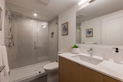 Office / Den Photo of 604 Rochester Avenue, Coquitlam, BC