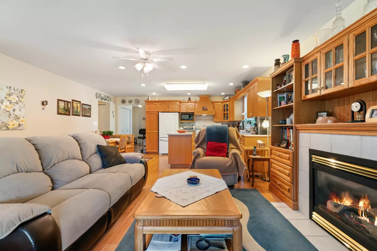 Basement Recreation Room Photo of 11 43875 Chilliwack Mountain Road, Chilliwack, BC